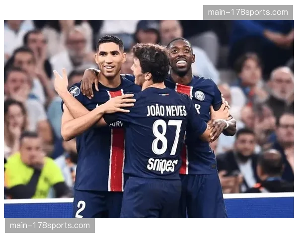 巴黎更衣室内讧公开化，登贝莱直斥球队“自私”恩里克强硬回应