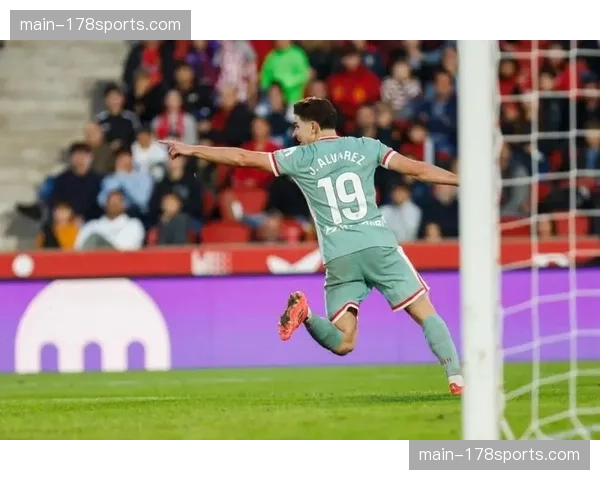 战术板:马竞可能以五后卫阵型迎战巴萨,科雷亚或扮演防守反击支点。